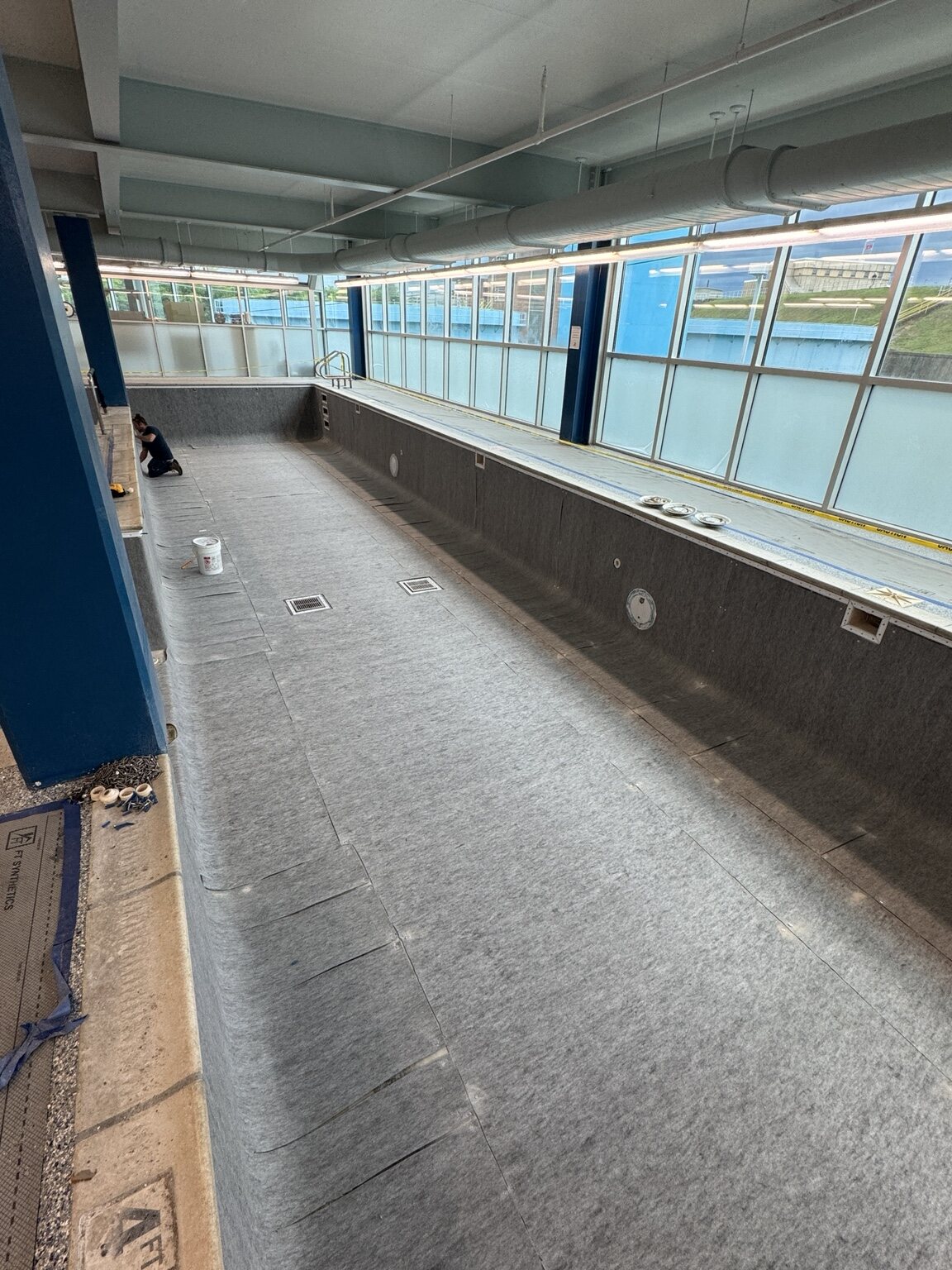 Protective geotextile installation at Siskin Rehabilitation Hospital