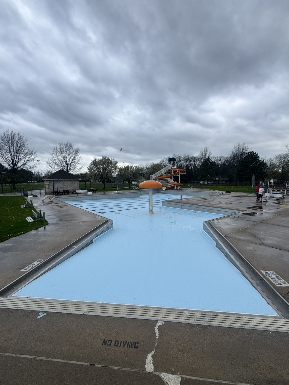 Wide completed view of the Euclid Park Pool zero-entry section