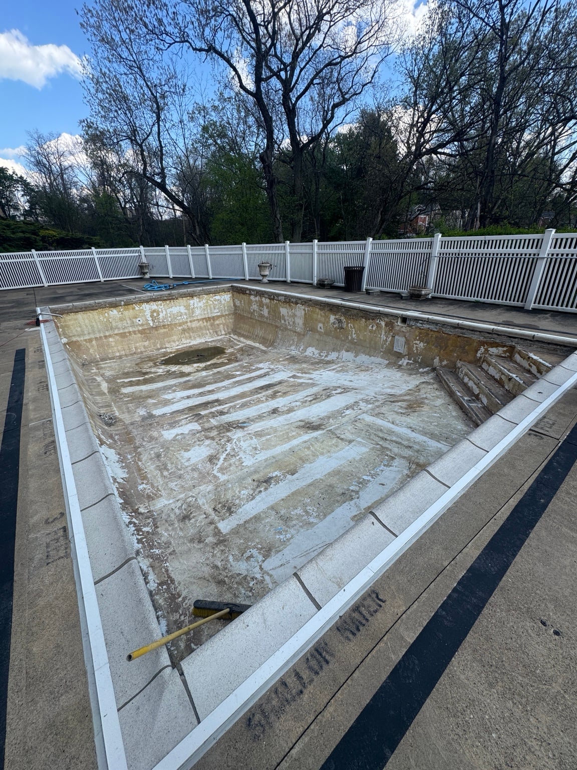 Pittsburgh Multifamily Pool Replacement before renovation